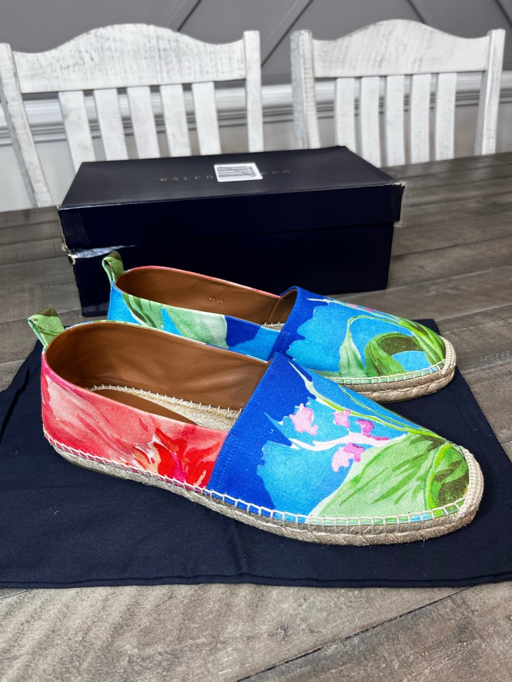 Ralph Lauren Purple Label
Bowsworth Floral Linen
Mens Espadrilles Sz 8.5 D
NWT
